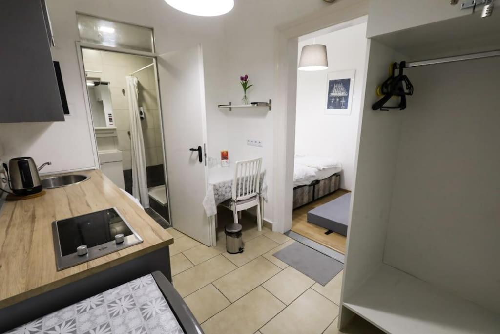 Pest-Port Private Apartment Room-6 Budapest Exterior photo